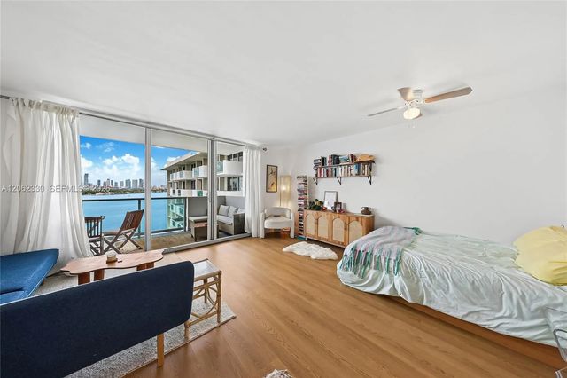 5 of 19 - 1200 West Avenue #1502, Miami Beach, FL