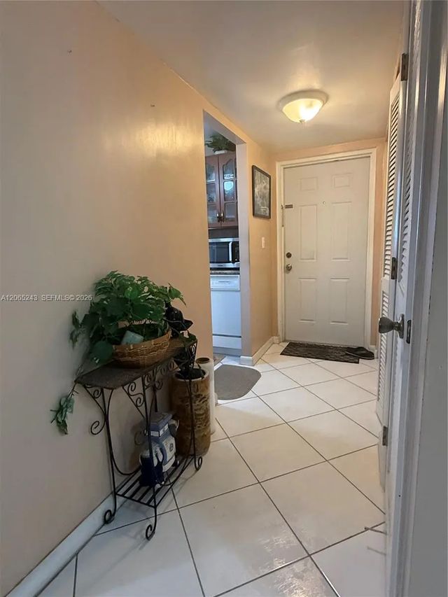 5 of 20 - 9001 Sunrise Lakes Boulevard #201, Sunrise, FL