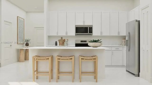 2 of 8 - 120 Se 20 Court, Homestead, FL
