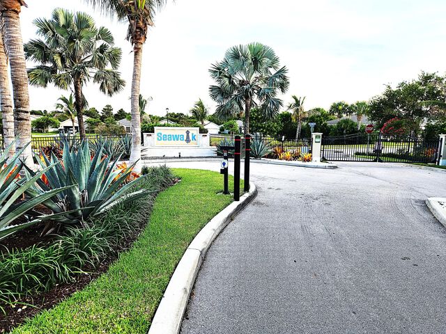 5 of 41 - 2841 Ne Breezeway Circle, Jensen Beach, FL