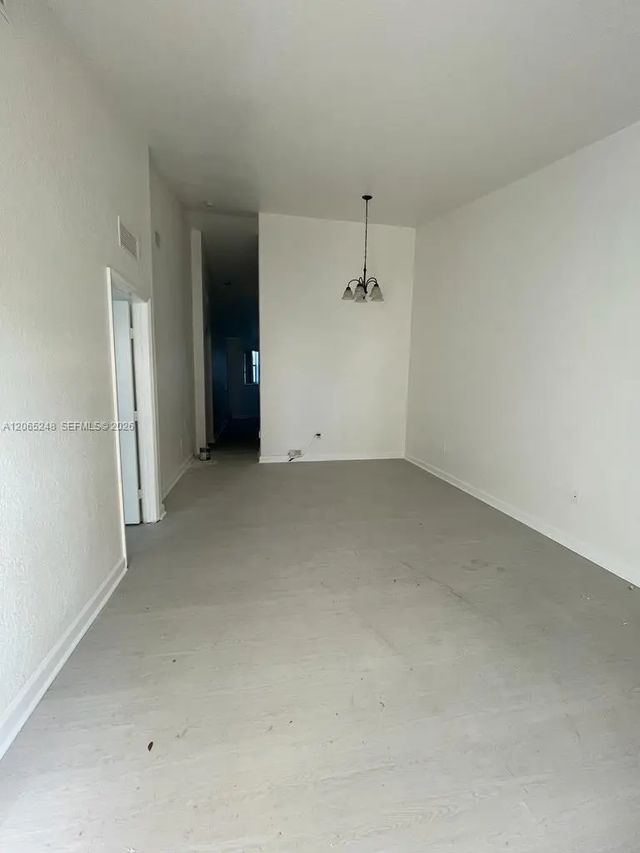 2 of 26 - 2903 Se 17th Avenue #206, Homestead, FL