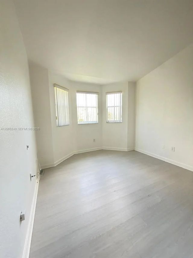 3 of 26 - 2903 Se 17th Avenue #206, Homestead, FL