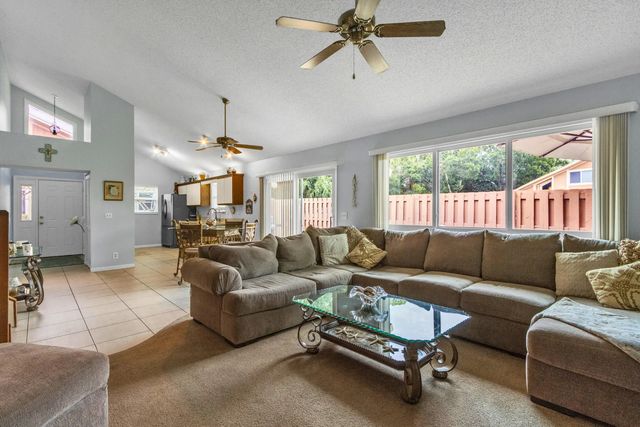 4 of 30 - 111 Maplecrest Circle, Jupiter, FL