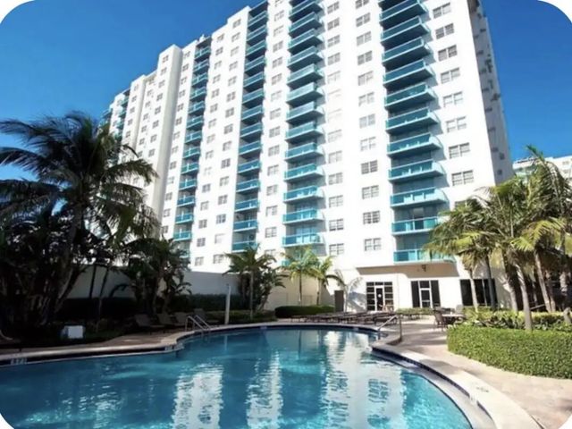 2 of 25 - 4001 S Ocean Drive #16h, Hollywood, FL