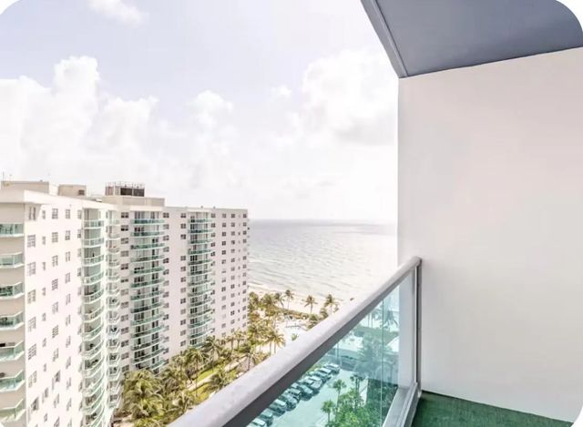 3 of 25 - 4001 S Ocean Drive #16h, Hollywood, FL