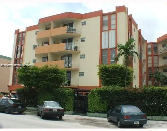 1750 W 46th Street #331, Hialeah