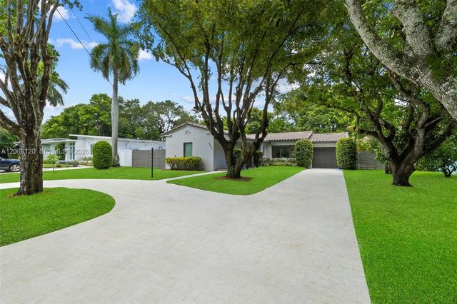 3 of 24 - 9350 Ne 9th Place, Miami Shores, FL