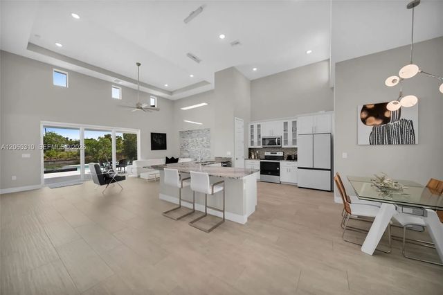 2 of 6 - 1425 Sw 24th, , FL