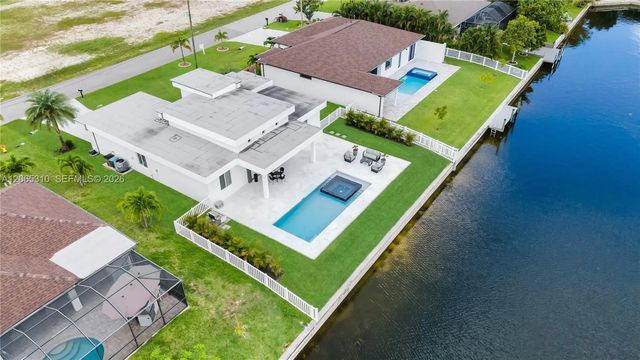 3 of 6 - 1425 Sw 24th, , FL