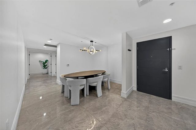 5 of 54 - 17301 Biscayne Boulevard #506, North Miami Beach, FL