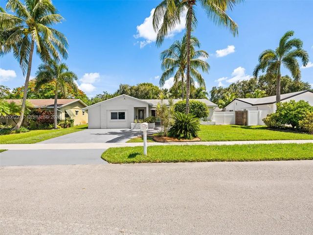 2841 Nw 69th Court, Fort Lauderdale