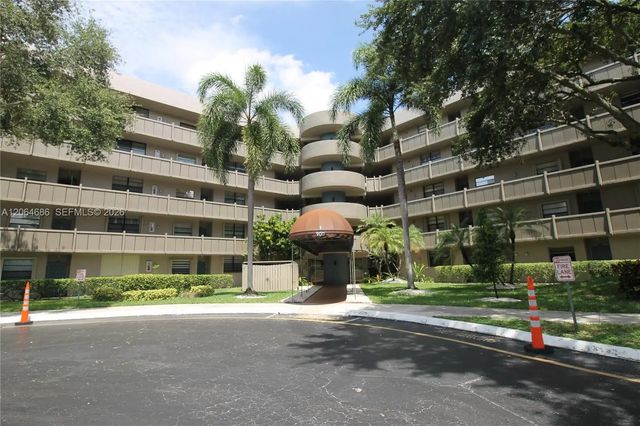 900 Colony Point Circle #216, Pembroke Pines