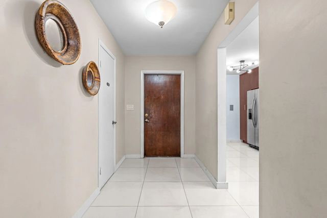 5 of 48 - 3728 Estepona Avenue #15-d-2, Doral, FL