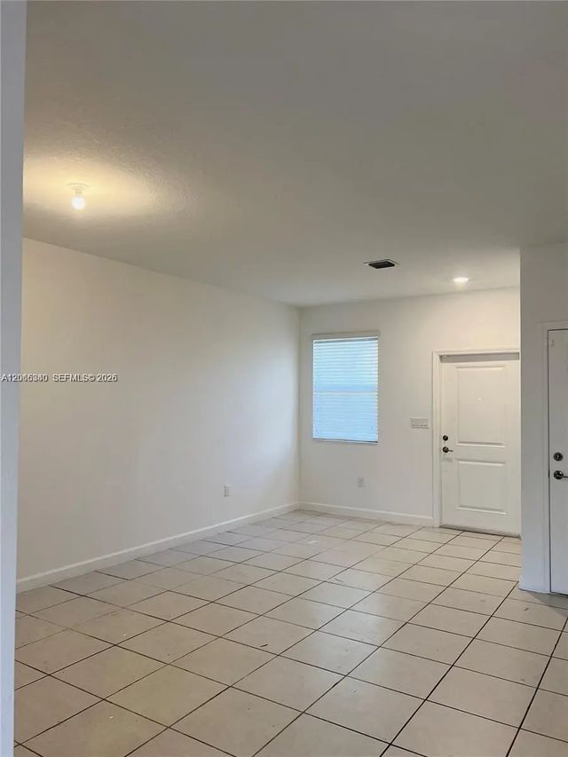 4 of 11 - 1211 Se 27th Terrace, Homestead, FL