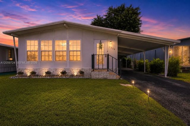 5220 Sw 29th Terrace, Fort Lauderdale