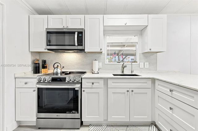 5 of 43 - 5220 Sw 29th Terrace, Fort Lauderdale, FL