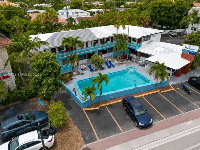 2 of 16 - 4117 N Ocean Boulevard, Fort Lauderdale, FL