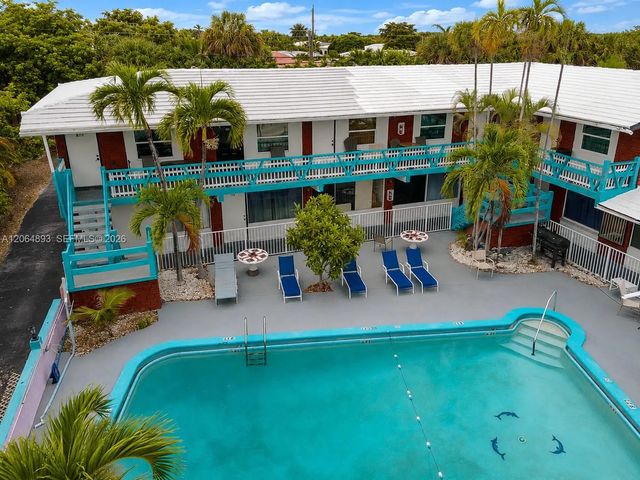 4 of 16 - 4117 N Ocean Boulevard, Fort Lauderdale, FL