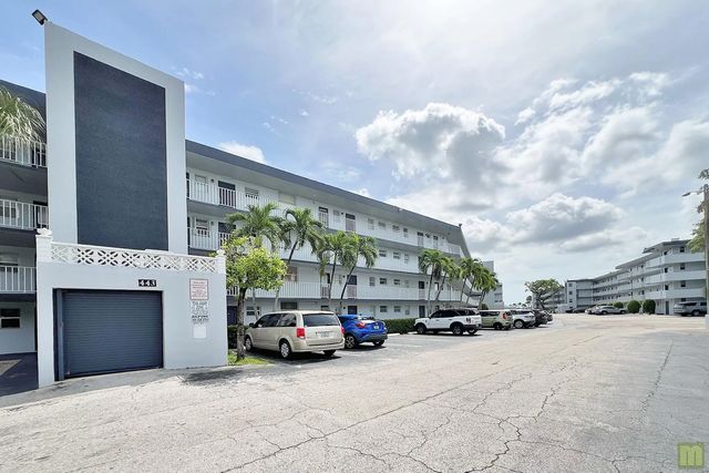 443 Ne 195th Street #140, Miami