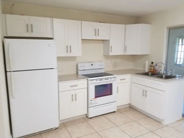 5 of 6 - 4934 Nw 55th Street, Tamarac, FL