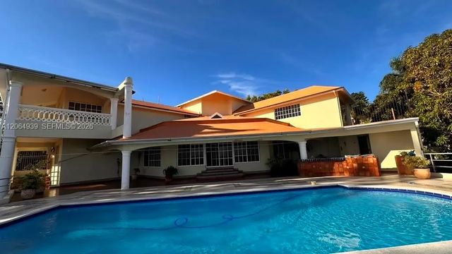 3 Bella Vista Avenue, 