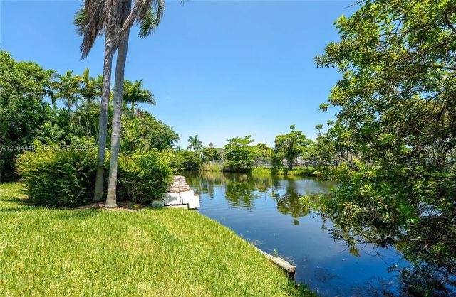 4 of 4 - 400 Nw 87th Street, El Portal, FL