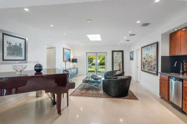 3 of 30 - 8215 Sw 63rd Place, Miami, FL