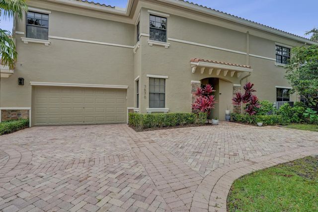 7570 Old Thyme Court #9c, Parkland