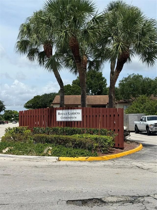 2 of 22 - 7901 Southgate Boulevard #c6, North Lauderdale, FL