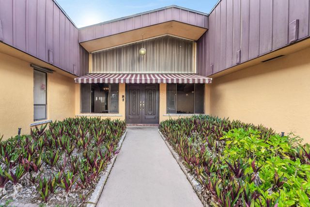 3 of 31 - 168 Meadowlark Drive, Royal Palm Beach, FL