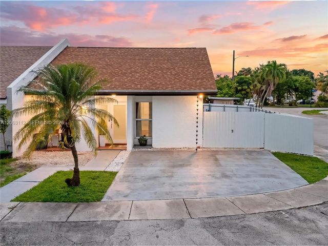 165 Sw 113th Court, Sweetwater