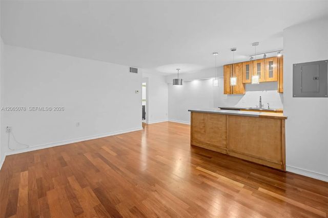 5 of 28 - 1545 Euclid Avenue #3c, Miami Beach, FL