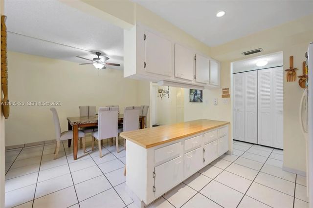 3 of 24 - 20401 Ne 30th Avenue #320-8, Aventura, FL