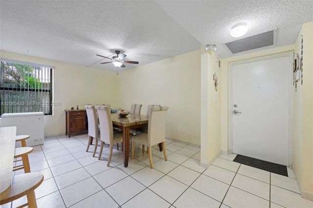 5 of 24 - 20401 Ne 30th Avenue #320-8, Aventura, FL