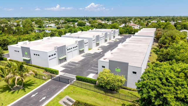 861 Ne Industrial Boulevard #12, Jensen Beach