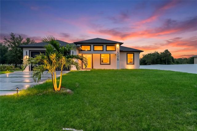 1506 Richmond Avenue N, Lehigh Acres