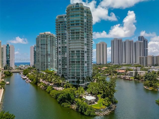 3 of 4 - 16400 Collins, Sunny Isles Beach, FL