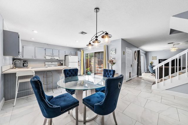 5 of 31 - 2616 Se 5th Circle #d, Boynton Beach, FL