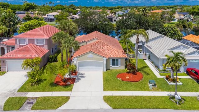 2006 Nw 182nd Avenue, Pembroke Pines