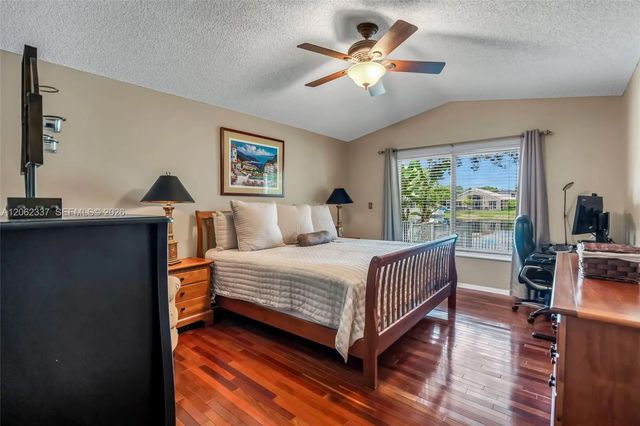 5 of 37 - 2006 Nw 182nd Avenue, Pembroke Pines, FL