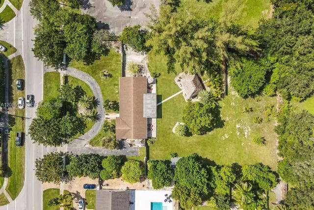3 of 18 - 18900 Sw 127th Avenue, Miami, FL