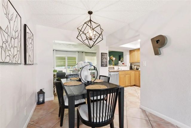 4 of 16 - 4916 Nw 55th Court, Tamarac, FL