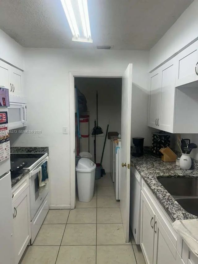 13287 Arbor Pointe Circle #304, Tampa