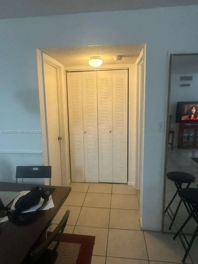 4 of 8 - 13287 Arbor Pointe Circle #304, Tampa, FL