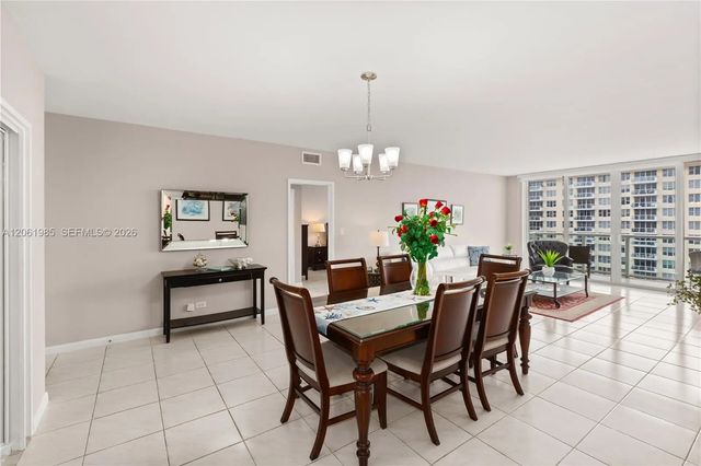 5 of 30 - 5601 Collins Avenue #1216, Miami Beach, FL