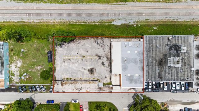 2 of 23 - 1636 Ne 12th Terrace, Fort Lauderdale, FL