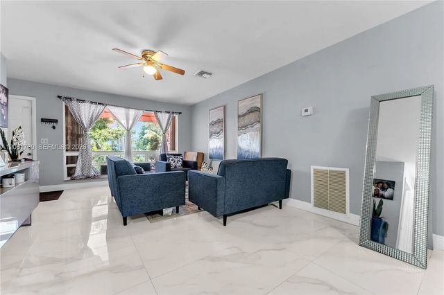 3 of 43 - 1019 S 29th Avenue, Hollywood, FL