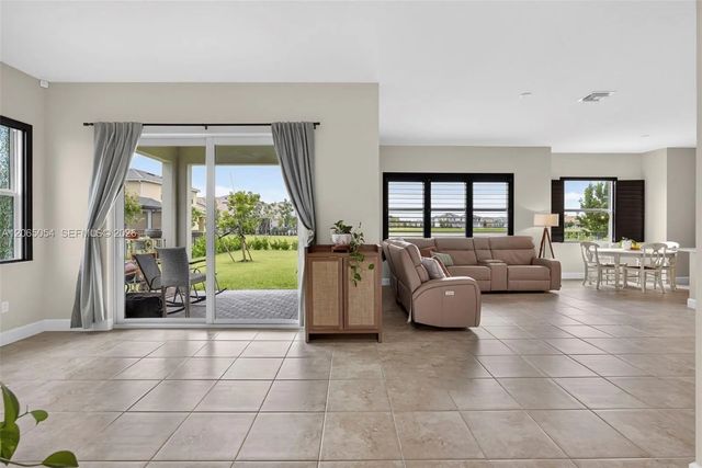 5 of 58 - 5691 Bristlecone Commoms, Westlake, FL
