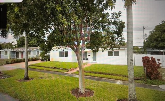 2 of 18 - 2301 Nw 191st Street, Miami Gardens, FL