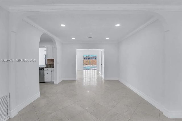 4 of 22 - 2005 N 36th Avenue, Hollywood, FL